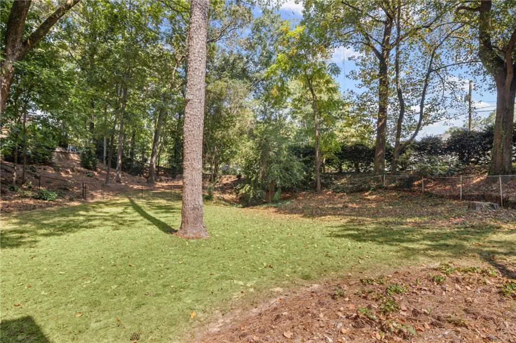 965 Heards Ferry Road, Atlanta, Georgia 30328, 4 Bedrooms Bedrooms, ,3 BathroomsBathrooms,Residential,For Sale,965 Heards Ferry Road,7649962