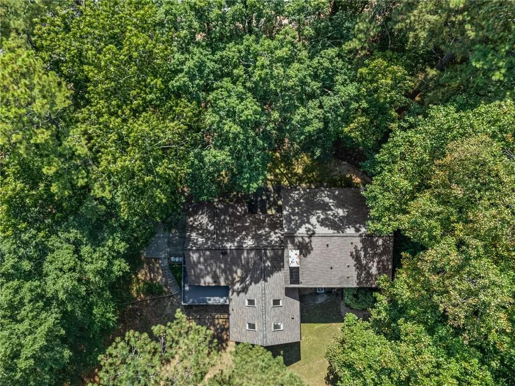 965 Heards Ferry Road, Atlanta, Georgia 30328, 4 Bedrooms Bedrooms, ,3 BathroomsBathrooms,Residential,For Sale,965 Heards Ferry Road,7649962