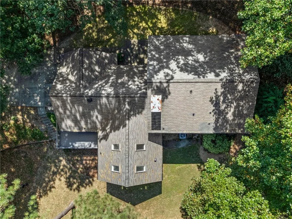 965 Heards Ferry Road, Atlanta, Georgia 30328, 4 Bedrooms Bedrooms, ,3 BathroomsBathrooms,Residential,For Sale,965 Heards Ferry Road,7649962