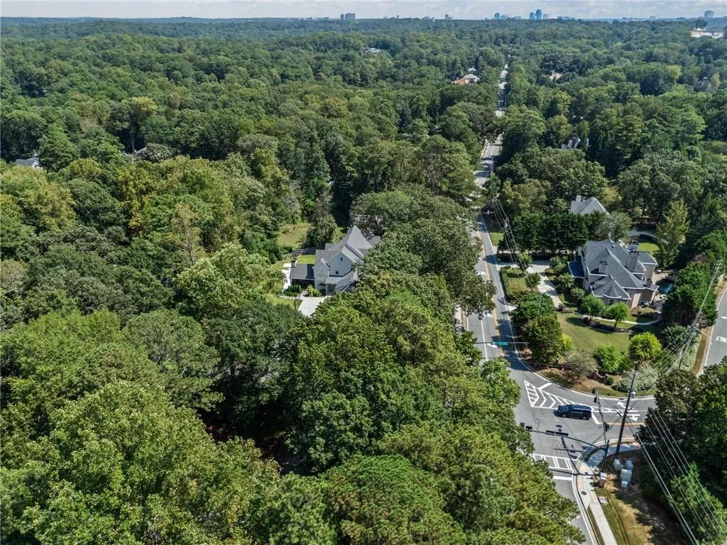 965 Heards Ferry Road, Atlanta, Georgia 30328, 4 Bedrooms Bedrooms, ,3 BathroomsBathrooms,Residential,For Sale,965 Heards Ferry Road,7649962