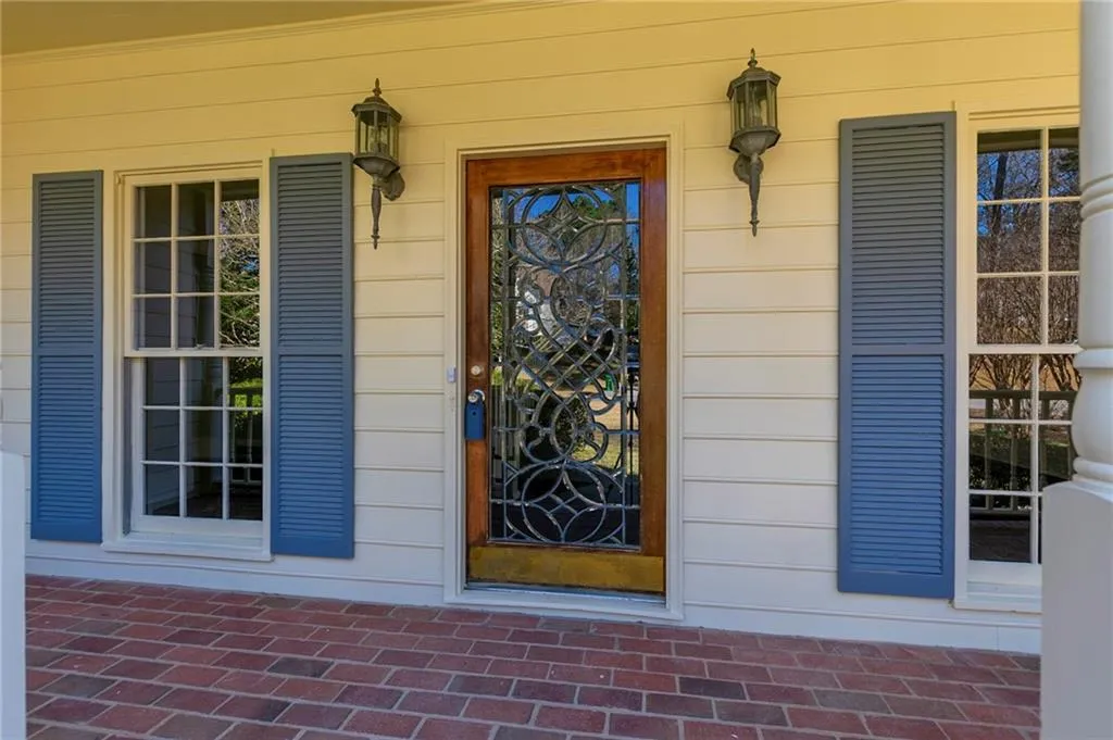 1865 Redbourne Drive, Sandy Springs, Georgia 30350, 4 Bedrooms Bedrooms, ,2 BathroomsBathrooms,Residential,Sold,1865 Redbourne Drive,6987461