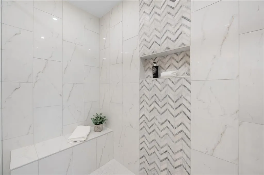 6125 Blackwater Trail, Atlanta, Georgia 30328, 6 Bedrooms Bedrooms, ,4 BathroomsBathrooms,Residential,Sold,6125 Blackwater Trail,7191784