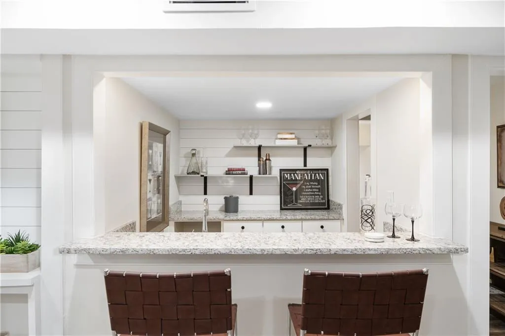 6125 Blackwater Trail, Atlanta, Georgia 30328, 6 Bedrooms Bedrooms, ,4 BathroomsBathrooms,Residential,Sold,6125 Blackwater Trail,7191784