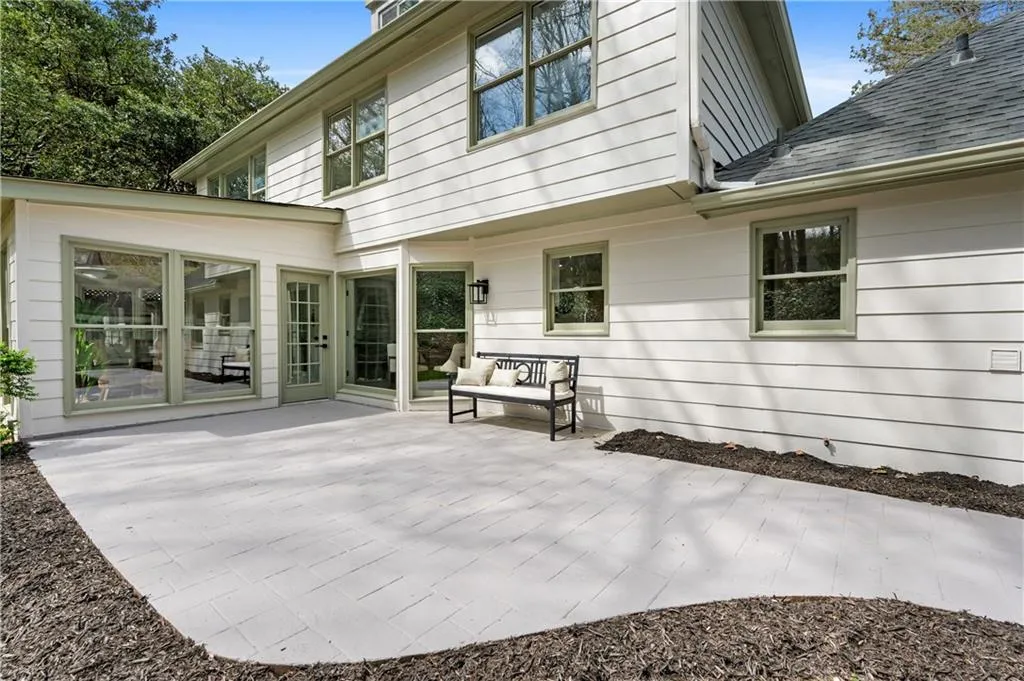 6125 Blackwater Trail, Atlanta, Georgia 30328, 6 Bedrooms Bedrooms, ,4 BathroomsBathrooms,Residential,Sold,6125 Blackwater Trail,7191784