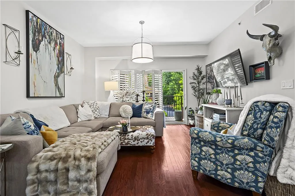 200 River Vista Drive Unit 314, Sandy Springs, Georgia 30339, 1 Bedroom Bedrooms, ,1 BathroomBathrooms,Residential,For Sale,200 River Vista Drive Unit 314,7634993