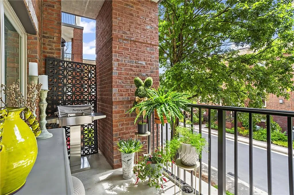 200 River Vista Drive Unit 314, Sandy Springs, Georgia 30339, 1 Bedroom Bedrooms, ,1 BathroomBathrooms,Residential,For Sale,200 River Vista Drive Unit 314,7634993