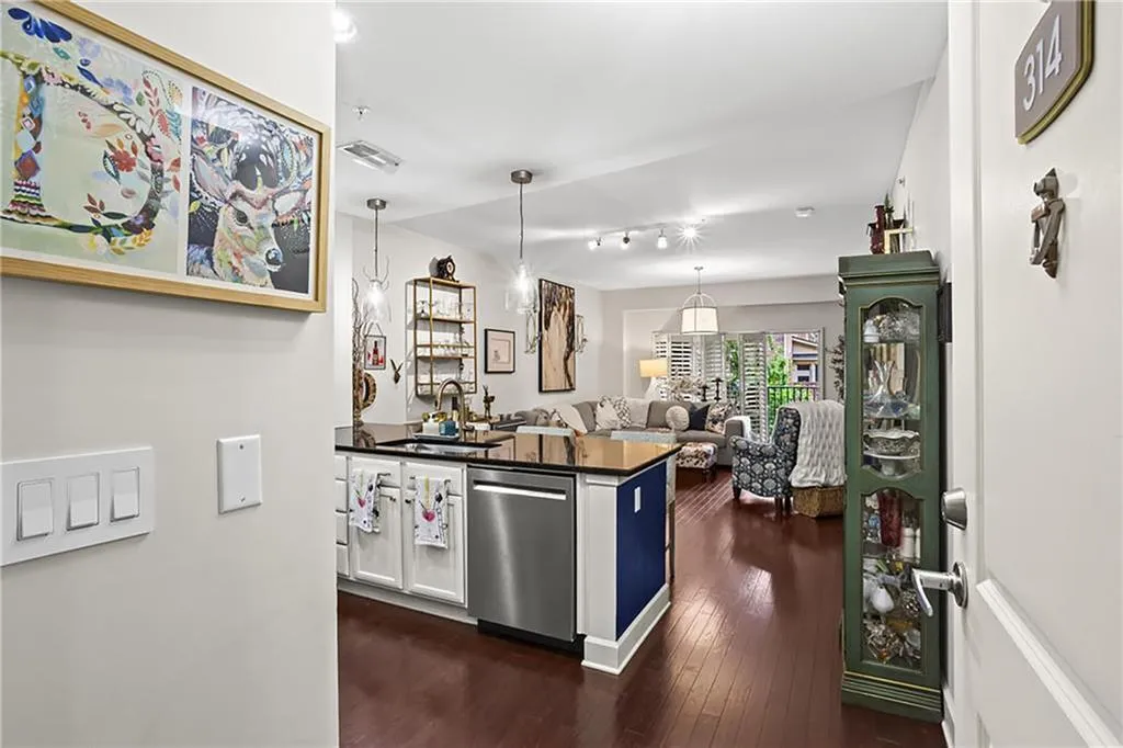 200 River Vista Drive Unit 314, Sandy Springs, Georgia 30339, 1 Bedroom Bedrooms, ,1 BathroomBathrooms,Residential,For Sale,200 River Vista Drive Unit 314,7634993