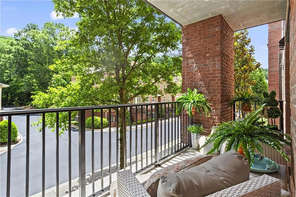 200 River Vista Drive Unit 314, Sandy Springs, Georgia 30339, 1 Bedroom Bedrooms, ,1 BathroomBathrooms,Residential,For Sale,200 River Vista Drive Unit 314,7634993
