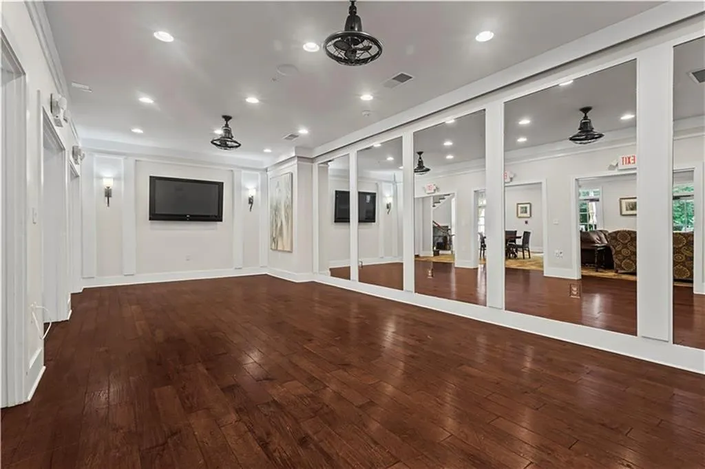 200 River Vista Drive Unit 314, Sandy Springs, Georgia 30339, 1 Bedroom Bedrooms, ,1 BathroomBathrooms,Residential,For Sale,200 River Vista Drive Unit 314,7634993