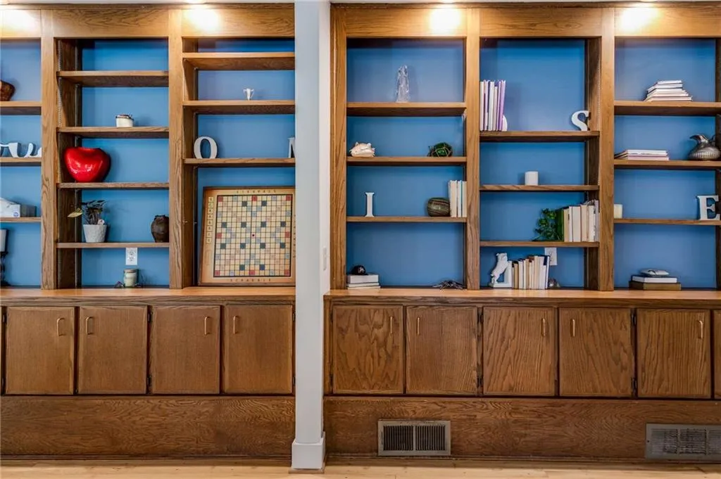 255 Brackenwood Circle, Sandy Springs, Georgia 30328, 3 Bedrooms Bedrooms, ,3 BathroomsBathrooms,Residential,Sold,255 Brackenwood Circle,7121435