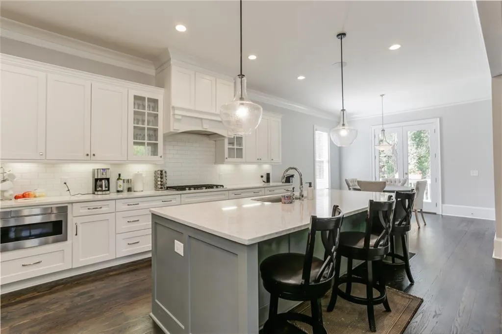 2748 N Thompson Road Ne, Brookhaven, Georgia 30319, 5 Bedrooms Bedrooms, ,5 BathroomsBathrooms,Residential,Sold,2748 N Thompson Road Ne,6540988