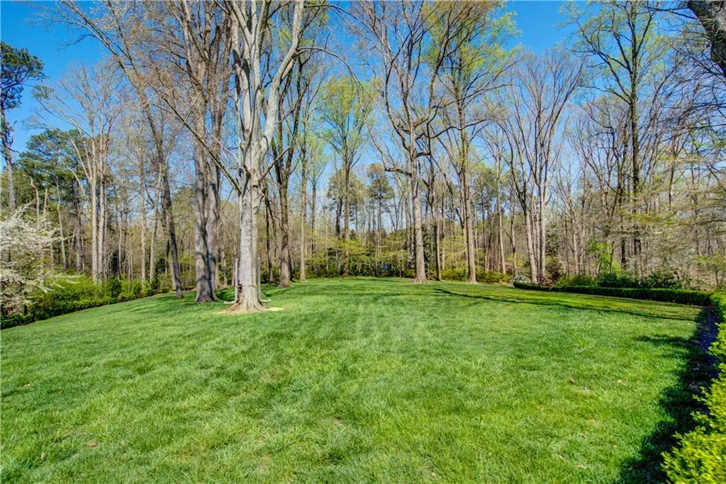 Georgia 30327, ,7 BathroomsBathrooms,Residential,Sold,6617995