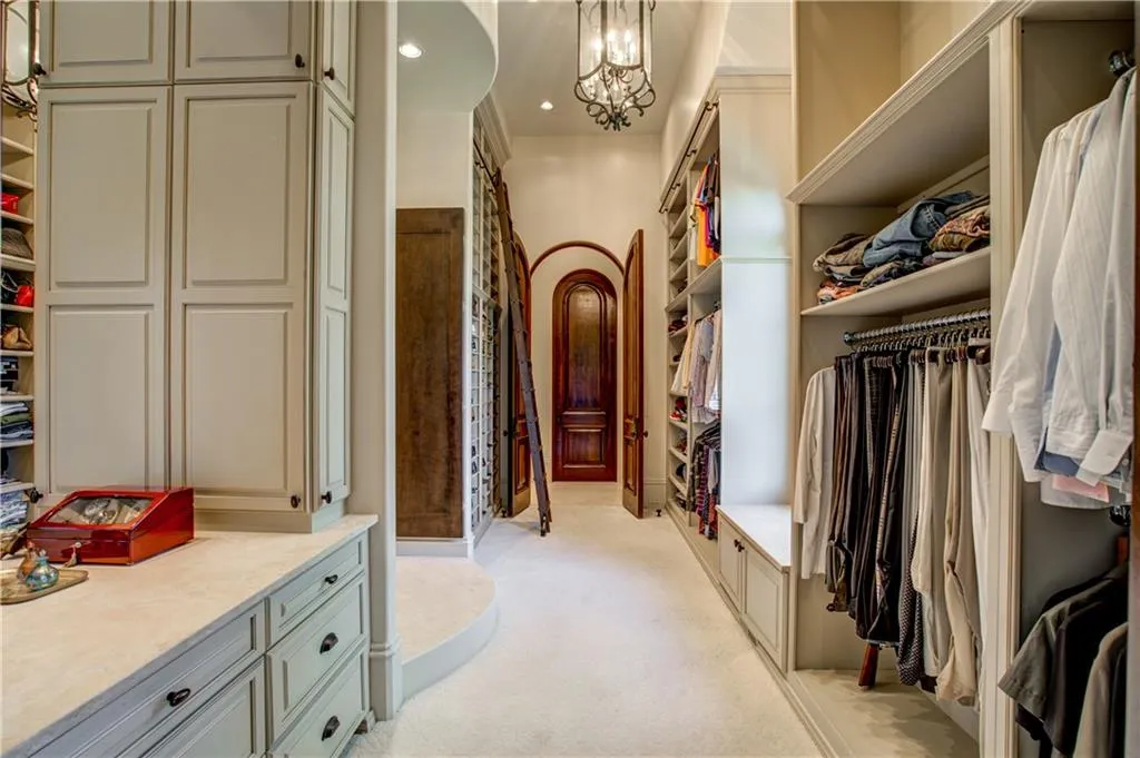 Georgia 30327, ,7 BathroomsBathrooms,Residential,Sold,6617995