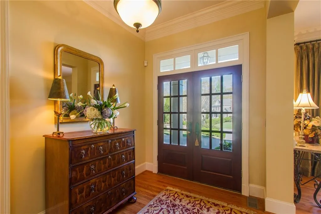 135 High Point Walk, Sandy Springs, Georgia 30342, 4 Bedrooms Bedrooms, ,3 BathroomsBathrooms,Residential,Sold,135 High Point Walk,5666171