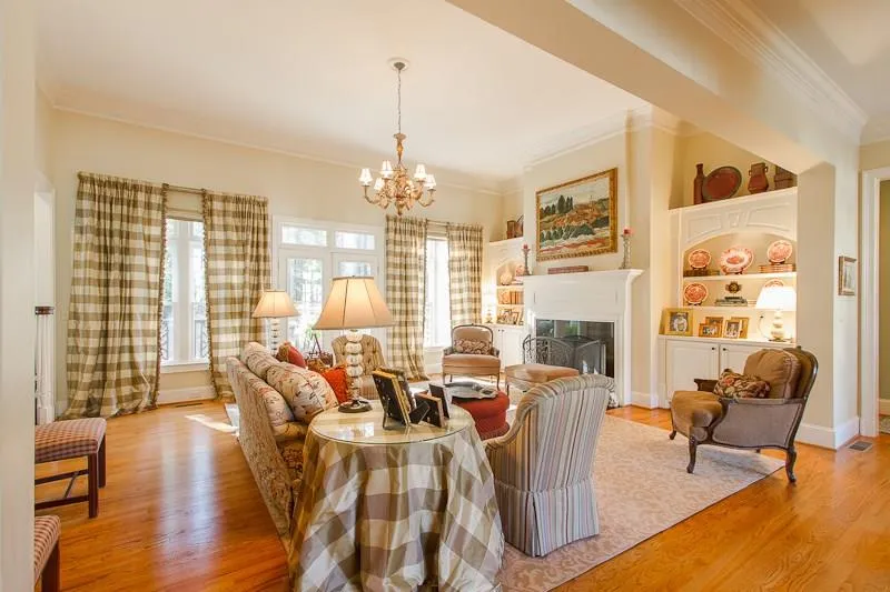 135 High Point Walk, Sandy Springs, Georgia 30342, 4 Bedrooms Bedrooms, ,3 BathroomsBathrooms,Residential,Sold,135 High Point Walk,5666171