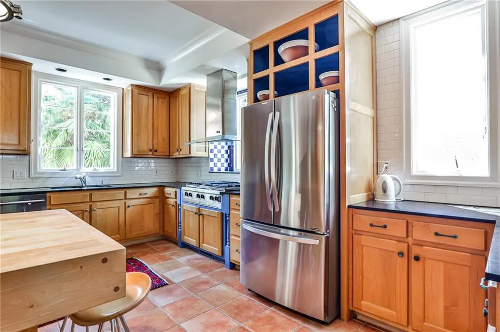 2837 N Hills Drive Ne, Atlanta, Georgia 30305, 5 Bedrooms Bedrooms, ,3 BathroomsBathrooms,Residential,For Sale,2837 N Hills Drive Ne,7639736