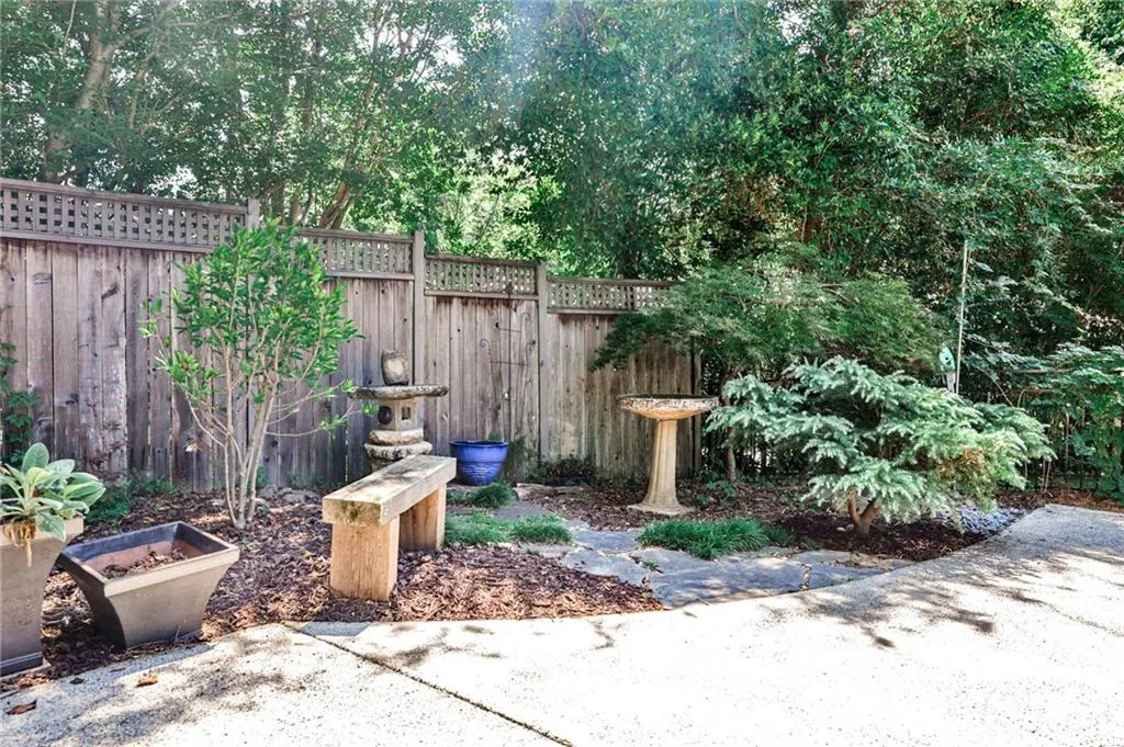 2837 N Hills Drive Ne, Atlanta, Georgia 30305, 5 Bedrooms Bedrooms, ,3 BathroomsBathrooms,Residential,For Sale,2837 N Hills Drive Ne,7639736