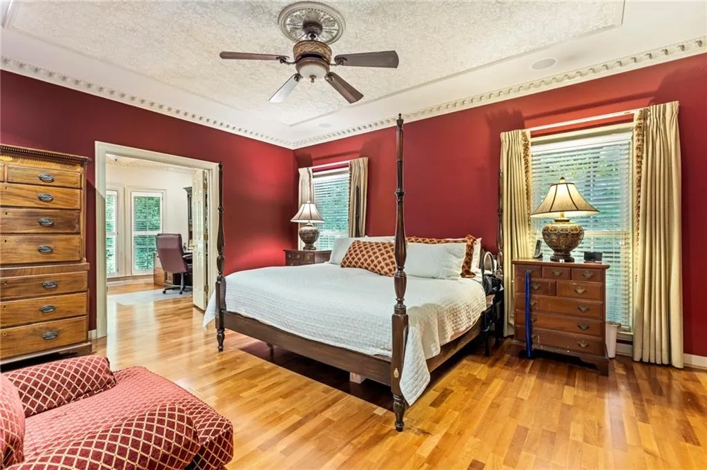 250 Cameron Ridge Drive, Sandy Springs, Georgia 30328, 4 Bedrooms Bedrooms, ,3 BathroomsBathrooms,Residential,Sold,250 Cameron Ridge Drive,6933474