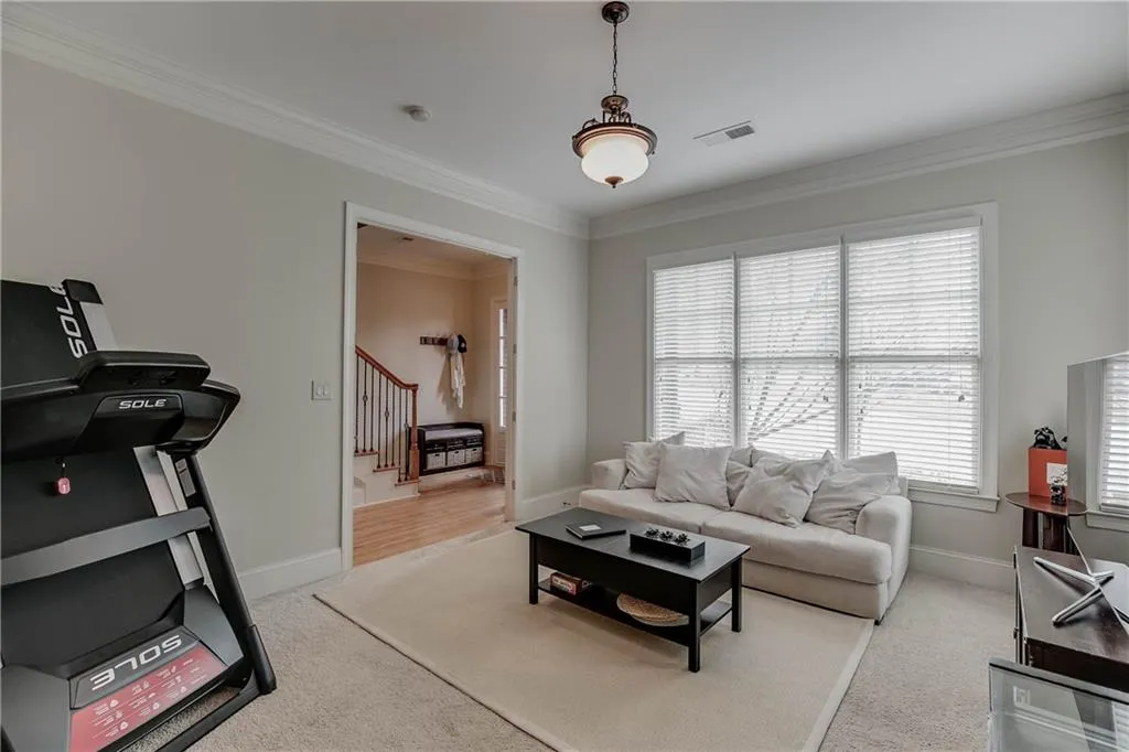 6027 City Walk Lane Unit 5, Atlanta, Georgia 30328, 3 Bedrooms Bedrooms, ,3 BathroomsBathrooms,Residential,Sold,6027 City Walk Lane Unit 5,6504907