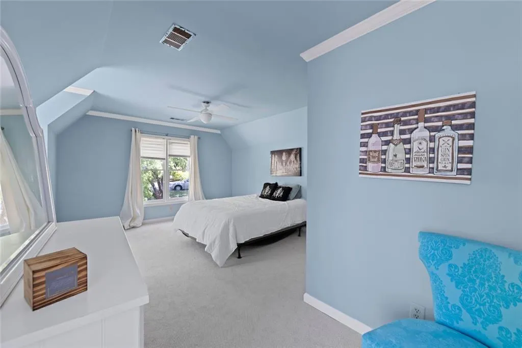 Bedroom.jpg