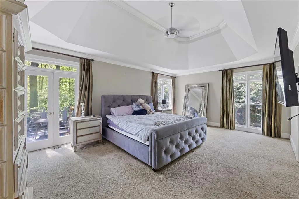 Primary Bedroom.jpg
