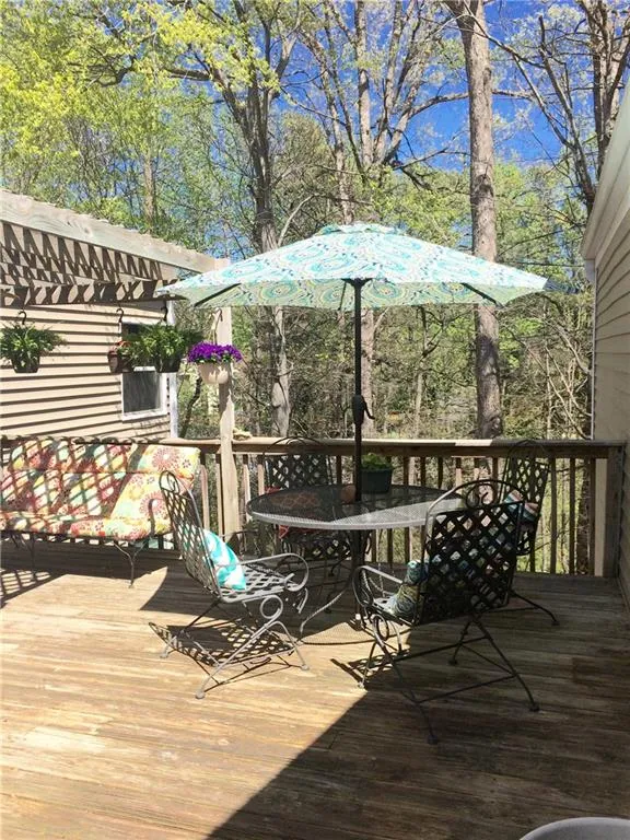 41 Dunwoody Springs Drive, Atlanta, Georgia 30328, 2 Bedrooms Bedrooms, ,2 BathroomsBathrooms,Residential,Sold,41 Dunwoody Springs Drive,5827736