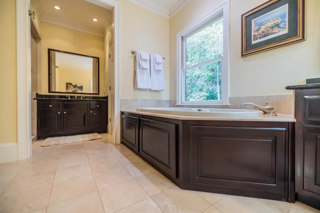 1460 Northwold Drive, Atlanta, Georgia 30350, 4 Bedrooms Bedrooms, ,4 BathroomsBathrooms,Residential,Sold,1460 Northwold Drive,7459405