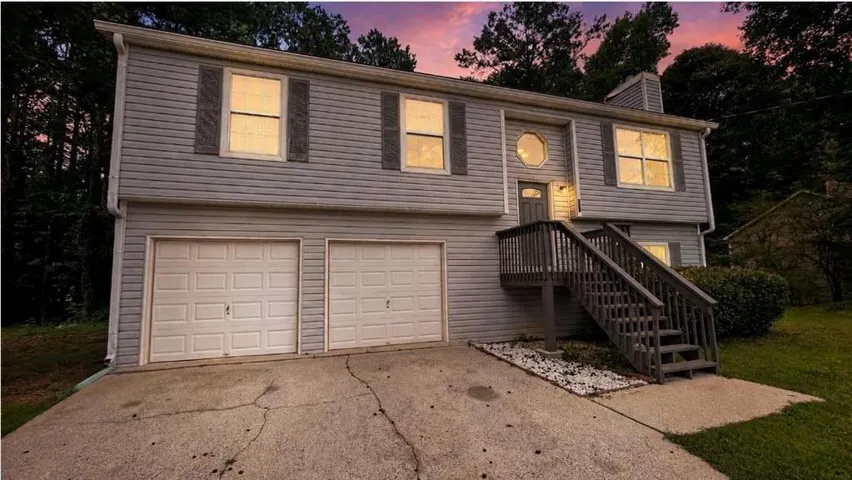 611 Davis Mill Roads, Dallas, Georgia 30157