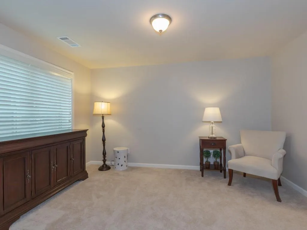 7235 Highland Bluff Unit 4, Sandy Springs, Georgia 30328, 3 Bedrooms Bedrooms, ,3 BathroomsBathrooms,Residential,Sold,7235 Highland Bluff Unit 4,6027285