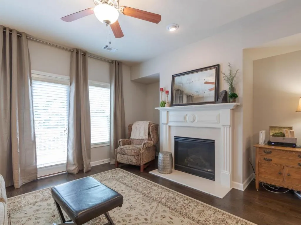 7235 Highland Bluff Unit 4, Sandy Springs, Georgia 30328, 3 Bedrooms Bedrooms, ,3 BathroomsBathrooms,Residential,Sold,7235 Highland Bluff Unit 4,6027285