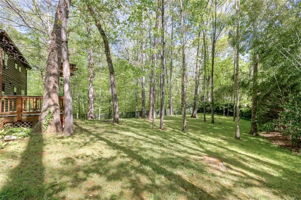 100 N Mill Road, Sandy Springs, Georgia 30328, 4 Bedrooms Bedrooms, ,3 BathroomsBathrooms,Residential,Sold,100 N Mill Road,6873207