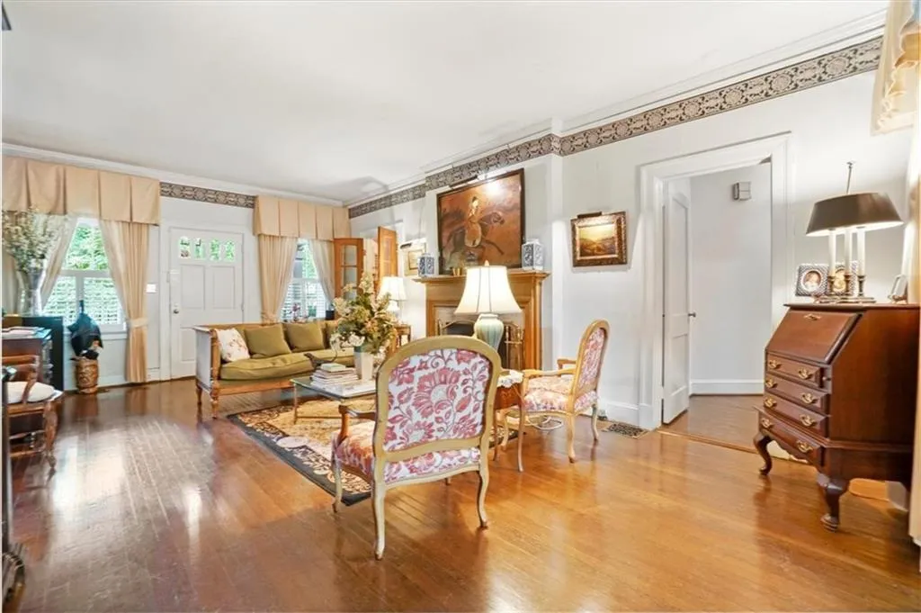 3061 Peachtree Drive Ne, Atlanta, Georgia 30305, 3 Bedrooms Bedrooms, 0 ,2 BathroomsBathrooms,Residential,For Sale,3061 Peachtree Drive Ne,7745718