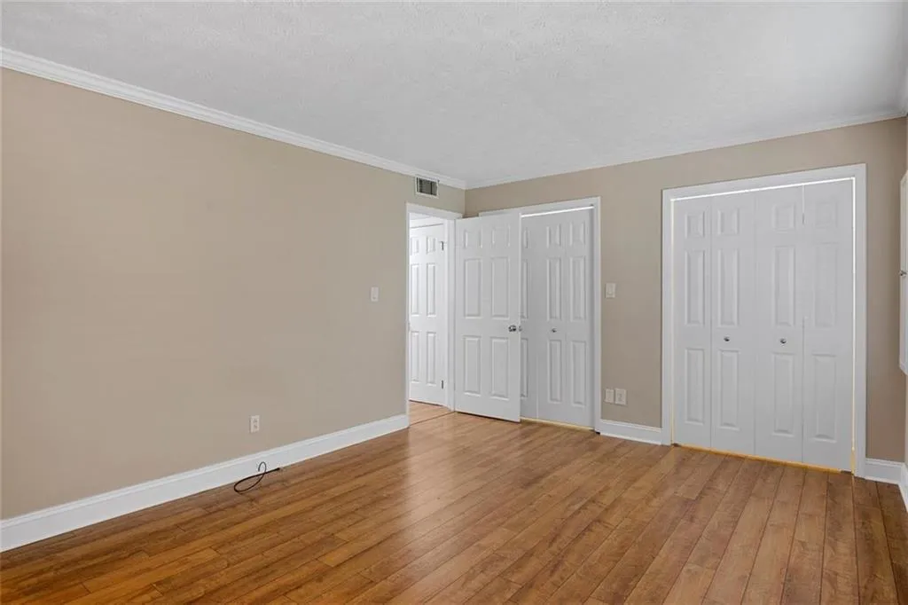 6700 Roswell Road Ne Unit 22e, Atlanta, Georgia 30328, 2 Bedrooms Bedrooms, ,2 BathroomsBathrooms,Residential,Sold,6700 Roswell Road Ne Unit 22e,6842494