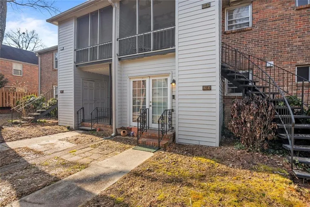 6700 Roswell Road Ne Unit 22e, Atlanta, Georgia 30328, 2 Bedrooms Bedrooms, ,2 BathroomsBathrooms,Residential,Sold,6700 Roswell Road Ne Unit 22e,6842494