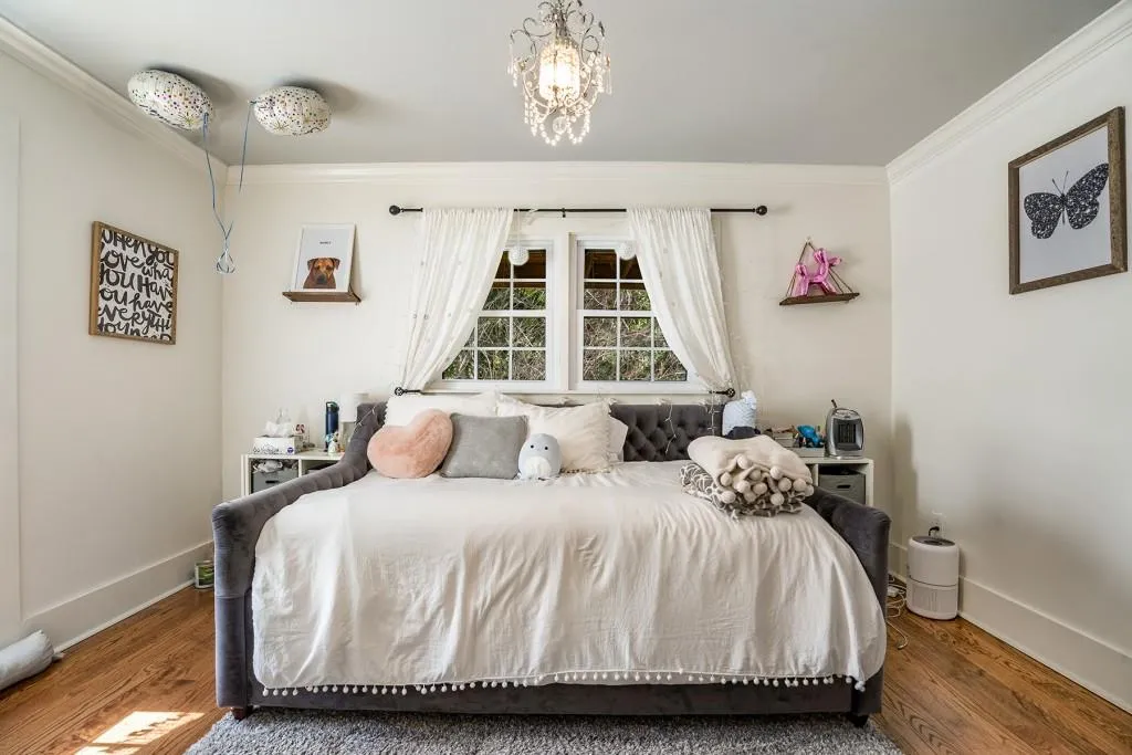 6404 Colebridge Road, Sandy Springs, Georgia 30328, 4 Bedrooms Bedrooms, ,2 BathroomsBathrooms,Residential,Sold,6404 Colebridge Road,7346084