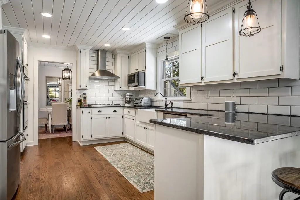 6404 Colebridge Road, Sandy Springs, Georgia 30328, 4 Bedrooms Bedrooms, ,2 BathroomsBathrooms,Residential,Sold,6404 Colebridge Road,7346084