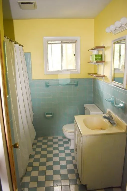 100 Angus Trail, Sandy Springs, Georgia 30328, 3 Bedrooms Bedrooms, ,2 BathroomsBathrooms,Residential,Sold,100 Angus Trail,6721503