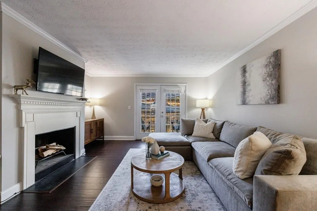 3482 Essex Avenue, Atlanta, Georgia 30339, 2 Bedrooms Bedrooms, ,2 BathroomsBathrooms,Residential,For Sale,3482 Essex Avenue,7669506