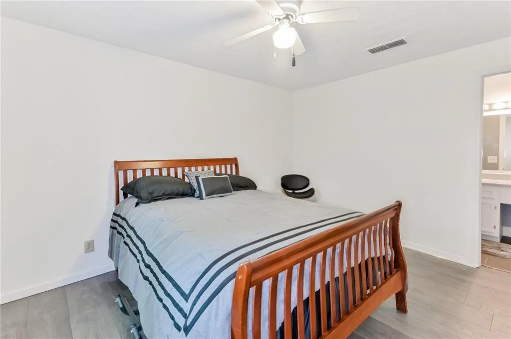 1103 Gettysburg Place, Sandy Springs, Georgia 30350, 2 Bedrooms Bedrooms, ,2 BathroomsBathrooms,Residential,Sold,1103 Gettysburg Place,6536045