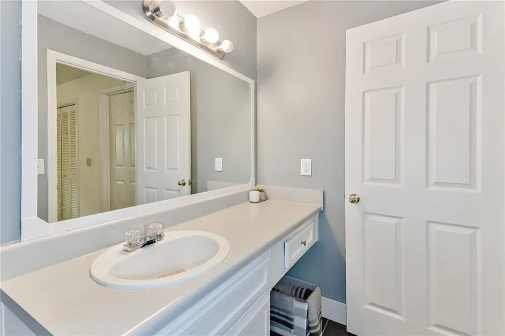1103 Gettysburg Place, Sandy Springs, Georgia 30350, 2 Bedrooms Bedrooms, ,2 BathroomsBathrooms,Residential,Sold,1103 Gettysburg Place,6536045