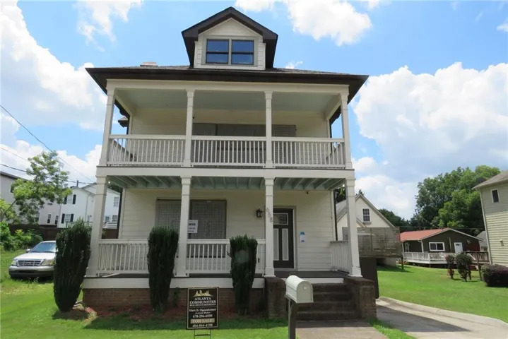 Stately Craftsman Style 2 Story -
