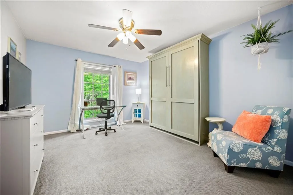 6851 Roswell Road Unit E9, Sandy Springs, Georgia 30328, 3 Bedrooms Bedrooms, ,2 BathroomsBathrooms,Residential,Sold,6851 Roswell Road Unit E9,6894581