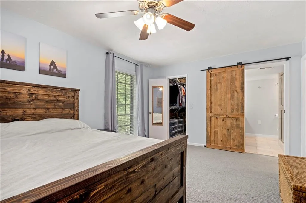 6851 Roswell Road Unit E9, Sandy Springs, Georgia 30328, 3 Bedrooms Bedrooms, ,2 BathroomsBathrooms,Residential,Sold,6851 Roswell Road Unit E9,6894581