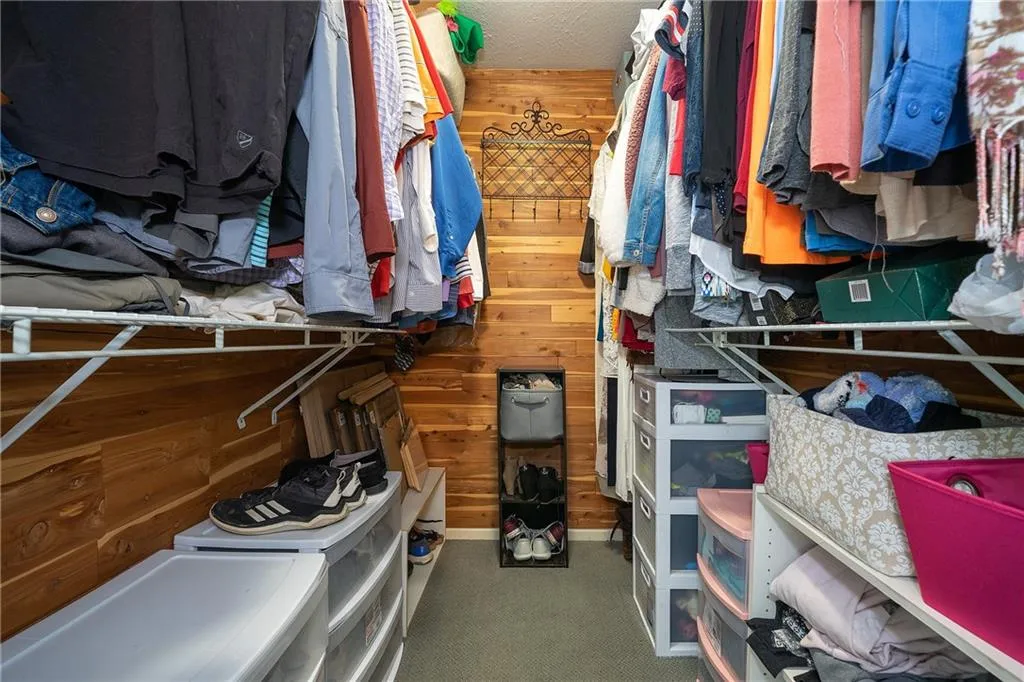 6851 Roswell Road Unit E9, Sandy Springs, Georgia 30328, 3 Bedrooms Bedrooms, ,2 BathroomsBathrooms,Residential,Sold,6851 Roswell Road Unit E9,6894581