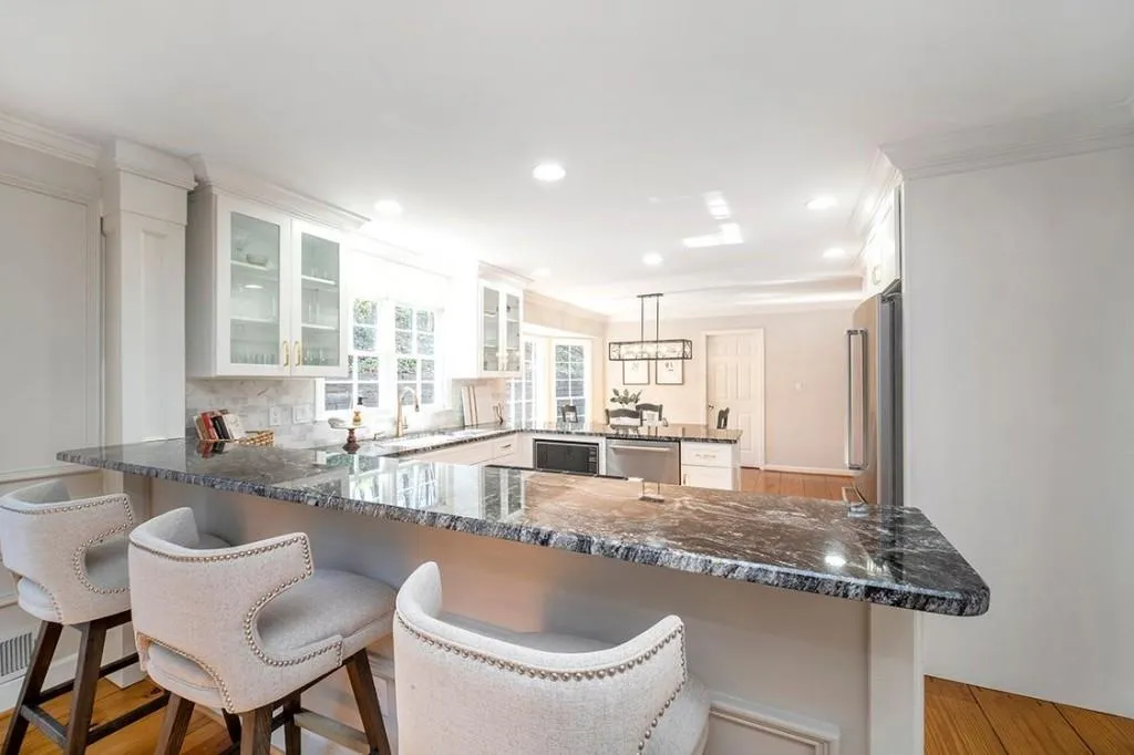 955 Lost Forest Drive, Sandy Springs, Georgia 30328, 5 Bedrooms Bedrooms, ,4 BathroomsBathrooms,Residential,Sold,955 Lost Forest Drive,7012604