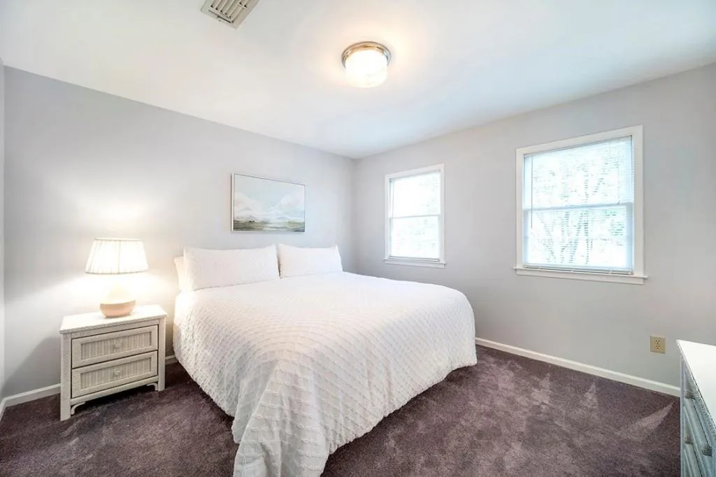 955 Lost Forest Drive, Sandy Springs, Georgia 30328, 5 Bedrooms Bedrooms, ,4 BathroomsBathrooms,Residential,Sold,955 Lost Forest Drive,7012604