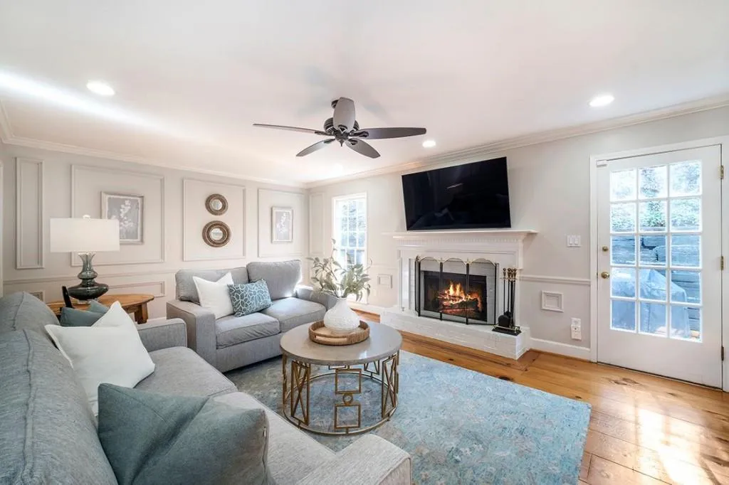 955 Lost Forest Drive, Sandy Springs, Georgia 30328, 5 Bedrooms Bedrooms, ,4 BathroomsBathrooms,Residential,Sold,955 Lost Forest Drive,7012604
