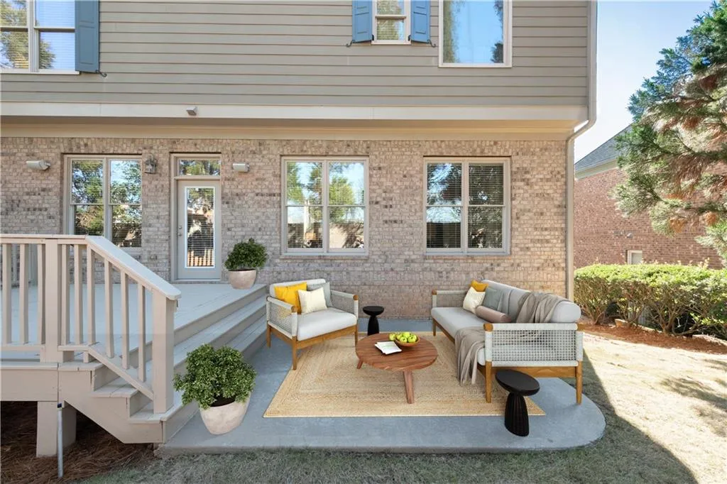 View of patio featuring outdoor lounge area