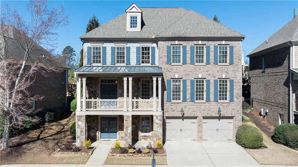 6300 Mount Vernon Oaks, Sandy Springs, Georgia 30328, 4 Bedrooms Bedrooms, ,4 BathroomsBathrooms,Residential,Sold,6300 Mount Vernon Oaks,7537634
