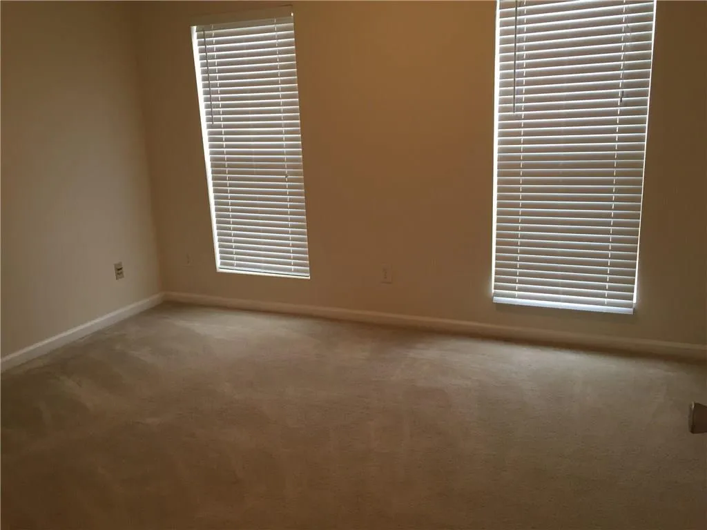 235 Winding River Drive Unit G, Sandy Springs, Georgia 30350, 2 Bedrooms Bedrooms, ,1 BathroomBathrooms,Residential,Sold,235 Winding River Drive Unit G,5817693